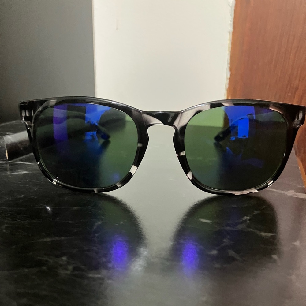 Pela Bonito Sunglasses